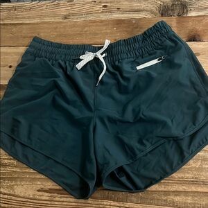 EUC Vuori forest Green Athletic Shorts Elastic Waistband Quick-Dry - Sz M